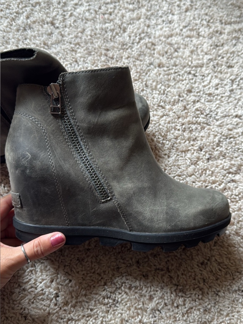 Women’s Sorel booties size 8.5